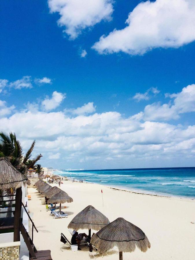 Brisas Sunset Apartment Cancun Bagian luar foto